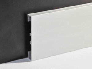 Алюминиевый плинтус Profilpas Metal Line 89/40 мм SF анодированное серебро